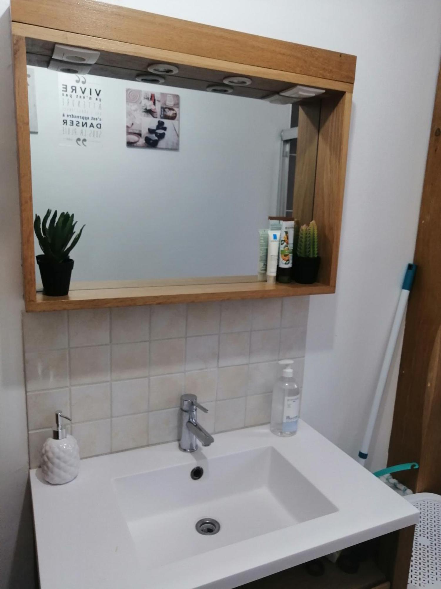 Chambre Dans Appartement A นีออร์ ภายนอก รูปภาพ