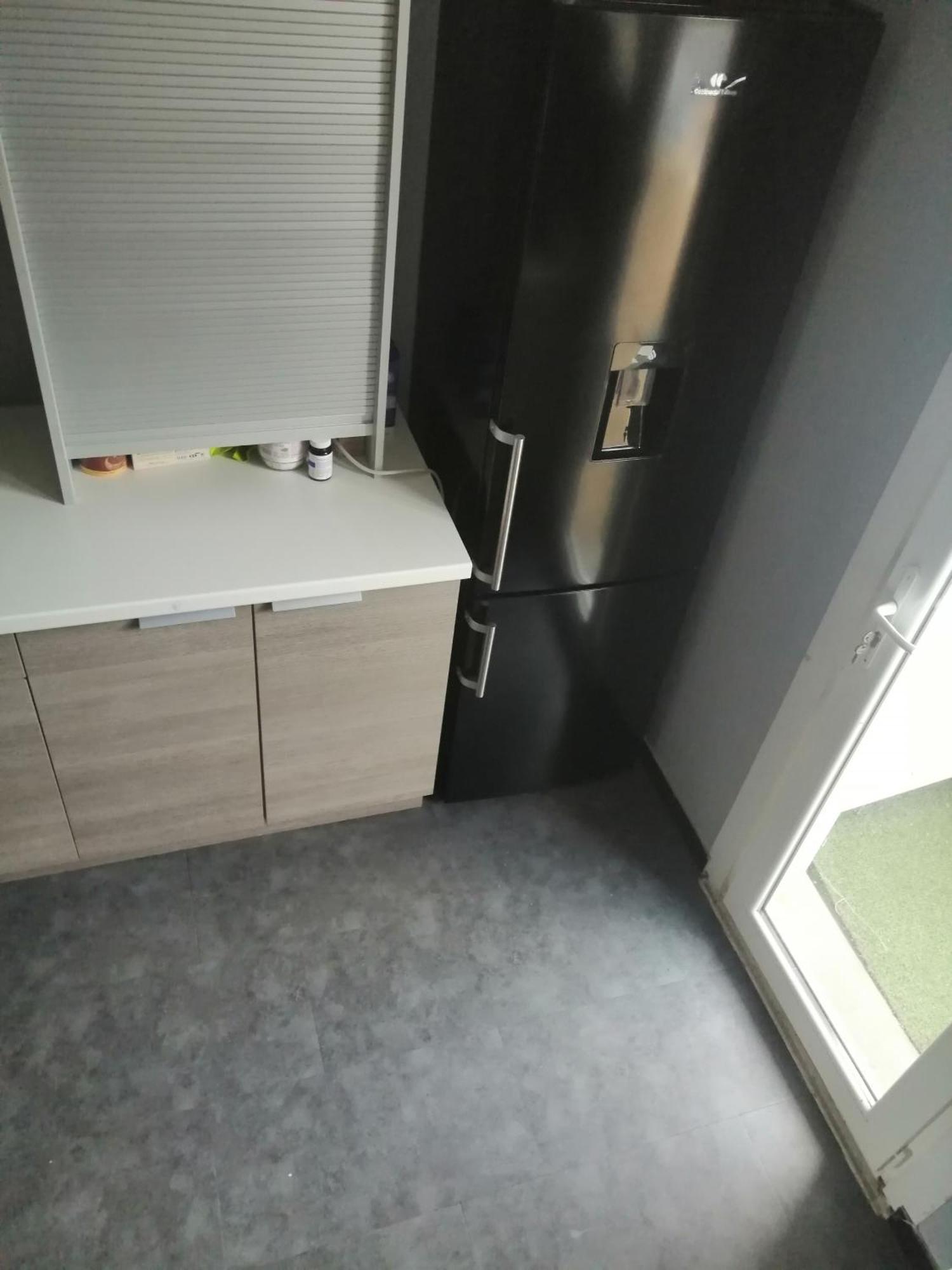 Chambre Dans Appartement A นีออร์ ภายนอก รูปภาพ
